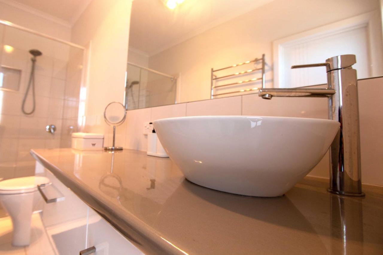 Coorong Island Retreat - Farm Stay At Pet Friendly Property Meningie Exterior foto