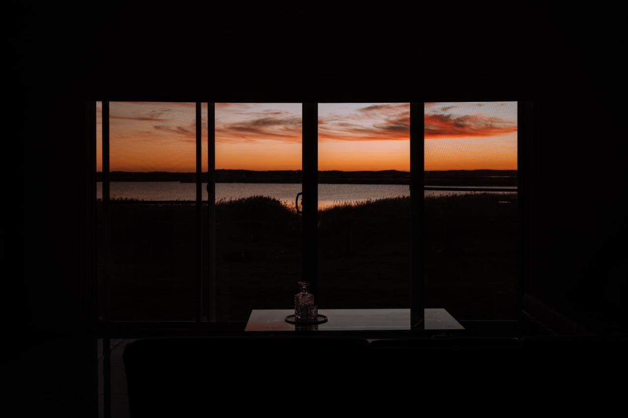 Coorong Island Retreat - Farm Stay At Pet Friendly Property Meningie Exterior foto